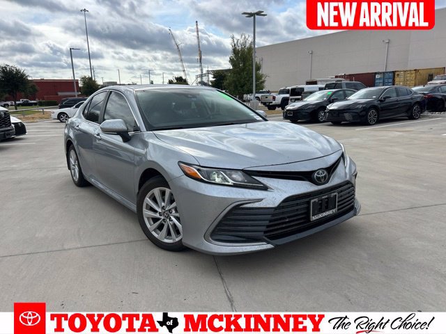 Used 2024 Toyota Camry LE FWD image 1