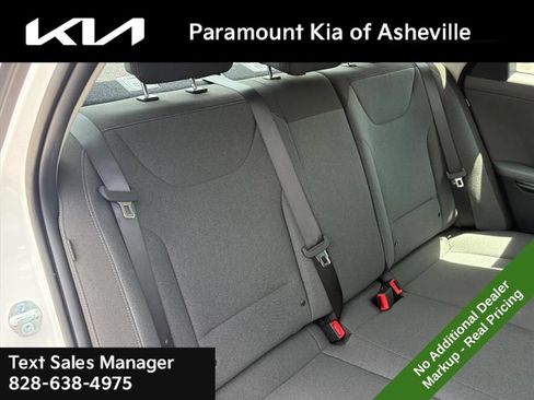 New 2026 Kia K4 FWD image 21