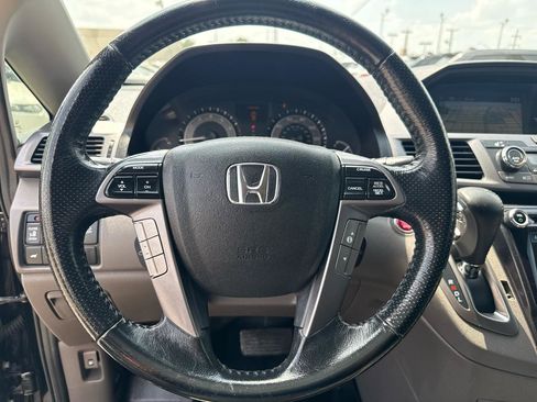 Used 2014 Honda Odyssey Touring image 19