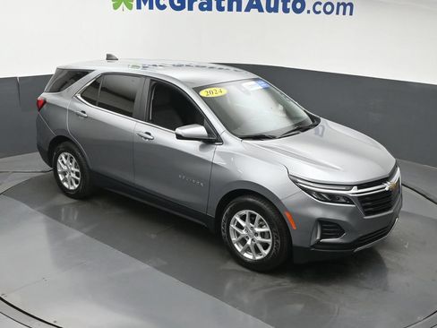Used 2024 Chevrolet Equinox LT FWD image 3