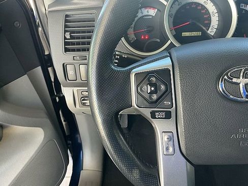 Used 2015 Toyota Tacoma PreRunner image 19