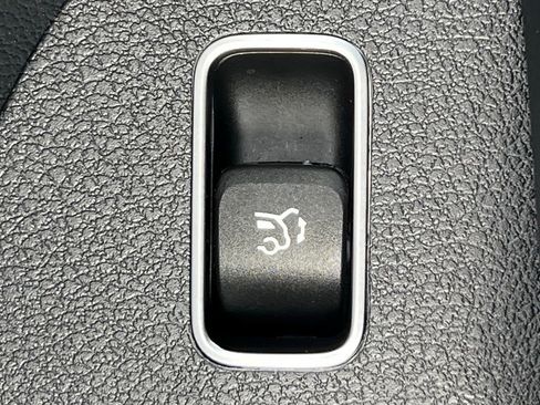 Certified 2024 Mercedes-Benz GLE 450 4MATIC image 43