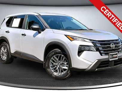 Used 2025 Nissan Rogue S