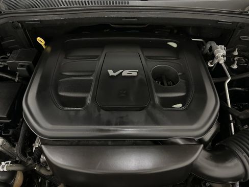 Used 2019 Jeep Grand Cherokee Limited AWD/4WD image 7
