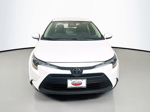 Certified 2024 Toyota Corolla LE FWD image 2