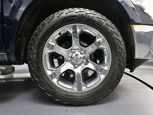 Used 2016 RAM 1500 Laramie w/ Convenience Group AWD/4WD image 15