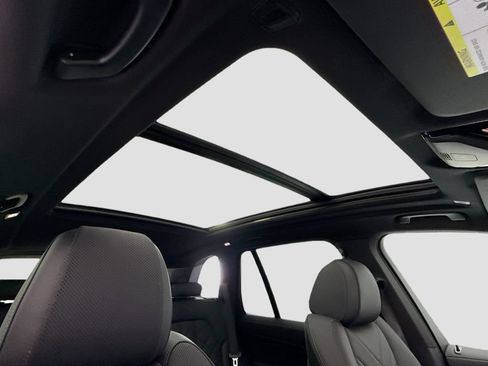 New 2026 BMW X5 sDrive40i w/ M Sport Package RWD image 17