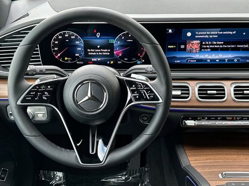 New 2026 Mercedes-Benz GLE 350 4MATIC image 14
