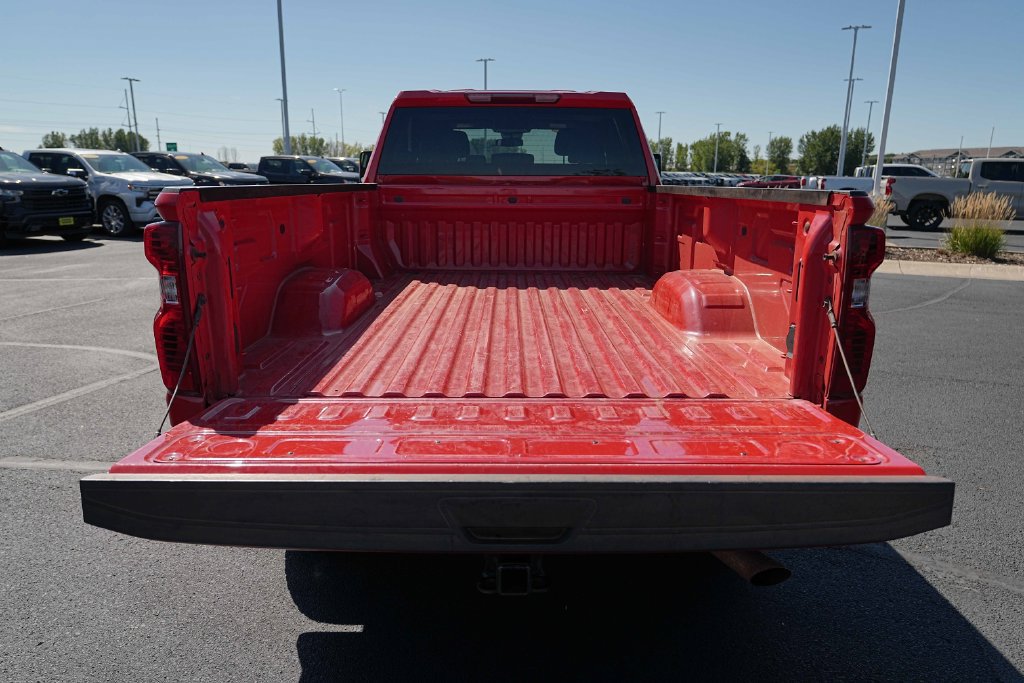 Used 2025 Chevrolet Silverado 2500 LT w/ Convenience Package AWD/4WD image 15