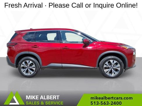 Used 2021 Nissan Rogue SV image 8