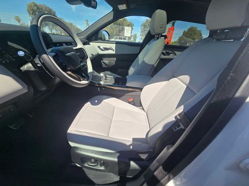 New 2026 Land Rover Range Rover Velar Dynamic SE image 24