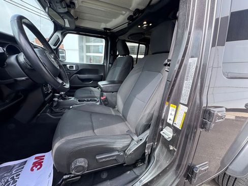 Used 2019 Jeep Wrangler Unlimited Sport S AWD/4WD image 12