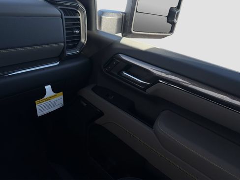New 2026 Chevrolet Silverado 2500 ZR2 w/ LPO, Dark Essentials Package AWD/4WD image 29