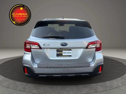 Used 2018 Subaru Outback 2.5i Premium w/ Popular Package #1 AWD/4WD image 4