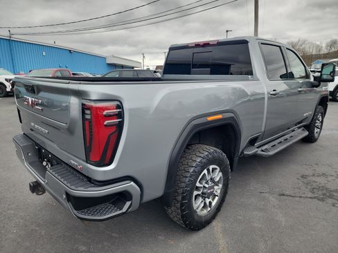 Certified 2024 GMC Sierra 2500 AT4 w/ AT4 Preferred Package image 8