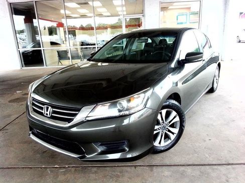 Used 2014 Honda Accord LX image 1