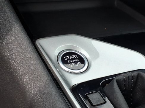 Used 2024 Nissan Altima 2.5 SV FWD image 22