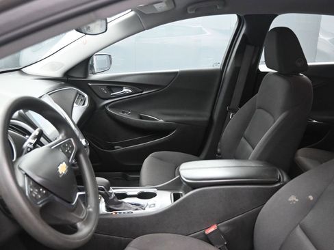 Used 2024 Chevrolet Malibu LT image 19