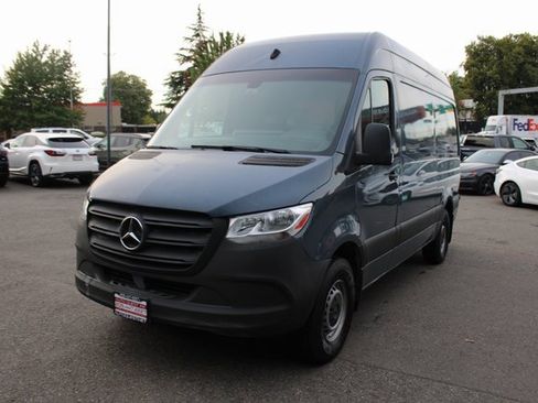 Used 2019 Mercedes-Benz Sprinter 144 Cargo image 4