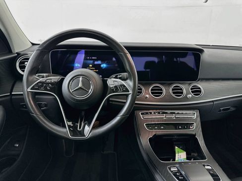 Certified 2023 Mercedes-Benz E 350 4MATIC Sedan image 25