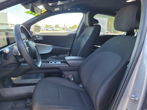 Used 2024 Hyundai Ioniq 6 SE RWD image 12