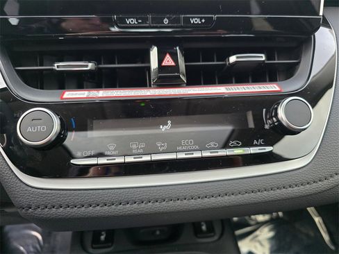 New 2026 Toyota Corolla XLE image 28