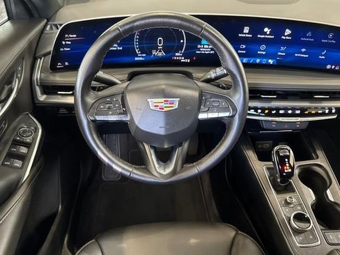 Certified 2025 Cadillac XT4 Premium Luxury image 10