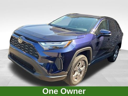 Used 2023 Toyota RAV4 XLE FWD image 3