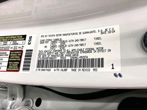 Used 2024 Toyota Tacoma SR image 33