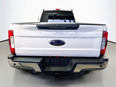 Used 2019 Ford F350 Lariat w/ Lariat Ultimate Package image 7