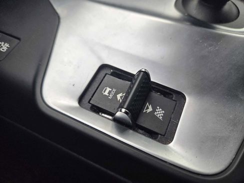 Used 2020 Jaguar E-PACE Checkered Flag image 21