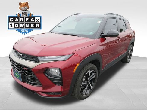 Certified 2022 Chevrolet TrailBlazer RS w/ Sun and Liftgate Package AWD/4WD image 1