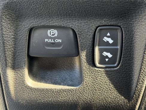 Used 2021 RAM 1500 Big Horn AWD/4WD image 19