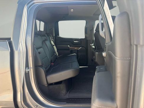 Used 2021 Chevrolet Silverado 1500 LT Trail Boss w/ Convenience Package II AWD/4WD image 14