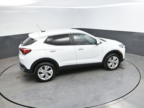 Used 2025 Buick Encore GX Preferred AWD/4WD image 28