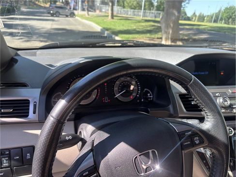 Used 2016 Honda Odyssey EX-L image 8