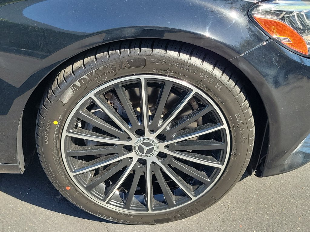 Used 2019 Mercedes-Benz C 300 Sedan image 6