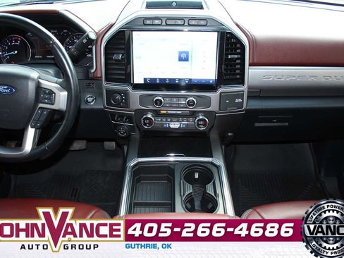 Used 2022 Ford F350 Platinum image 29