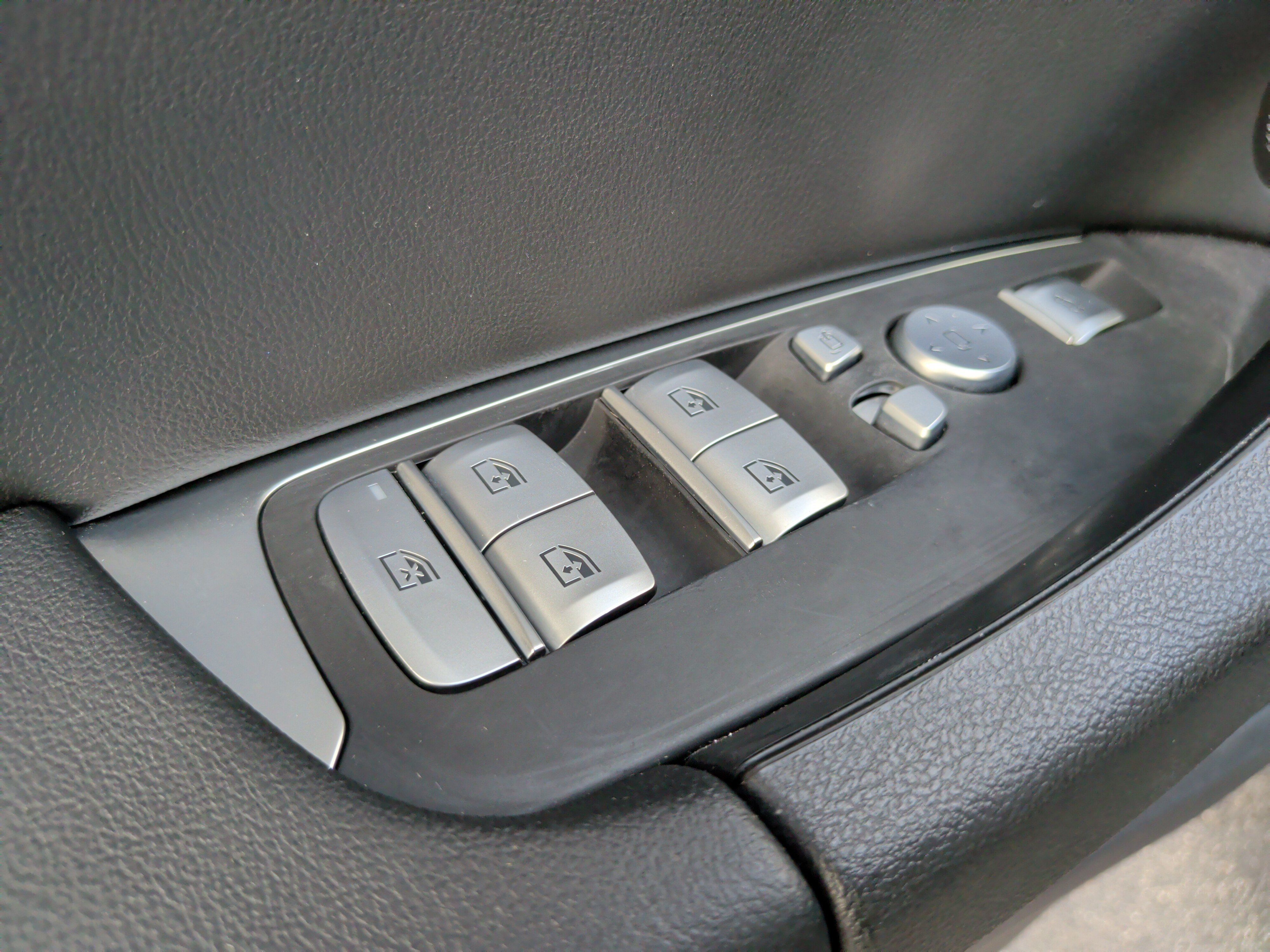 Used 2024 BMW X3 sDrive30i w/ Premium Package RWD image 29