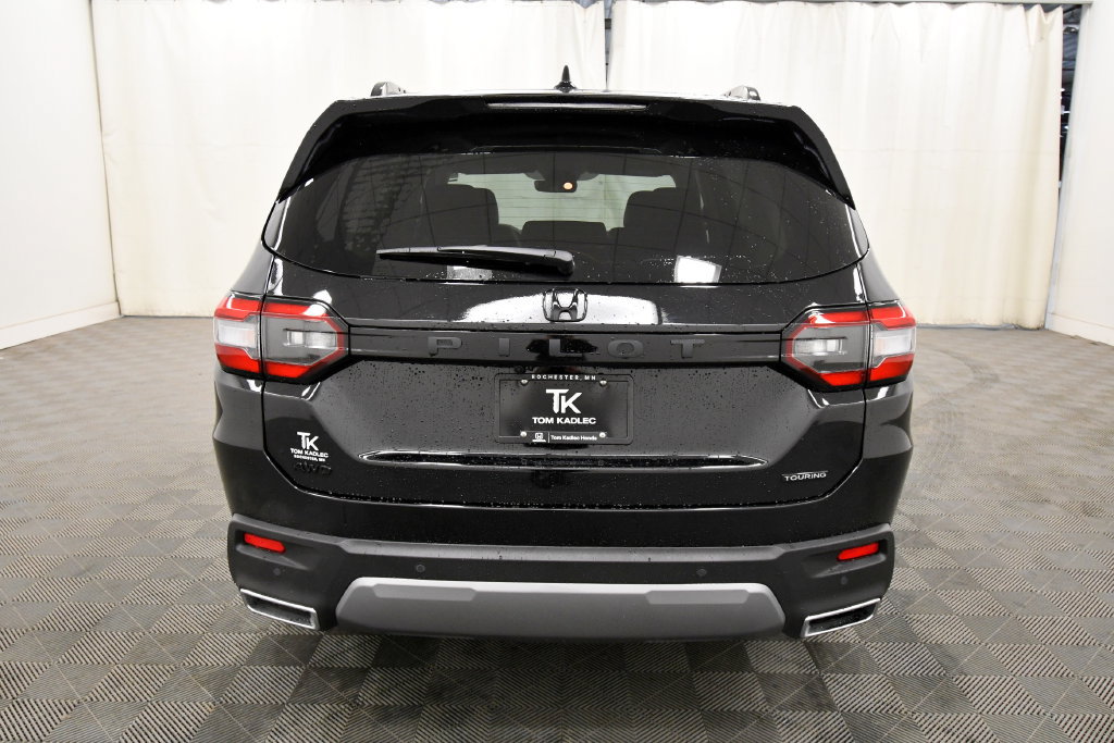 New 2026 Honda Pilot Touring image 6