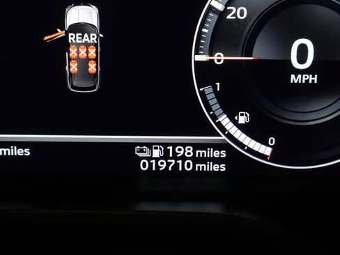 Used 2024 Mitsubishi Outlander SEL AWD/4WD image 38