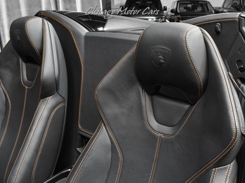 Used 2019 Lamborghini Huracan LP 580-2 RWD image 17