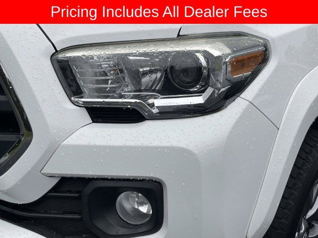 Used 2017 Toyota Tacoma SR5 w/ Tow Package AWD/4WD image 2