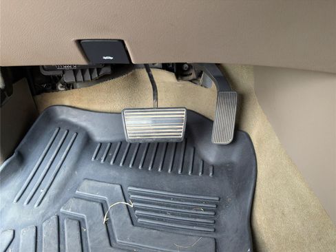 Used 2017 Chevrolet Tahoe LT RWD image 29