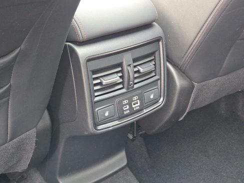 Used 2025 Subaru Forester Touring image 21