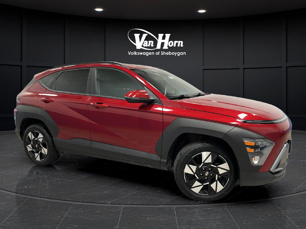 Used 2025 Hyundai Kona SEL AWD/4WD image 1