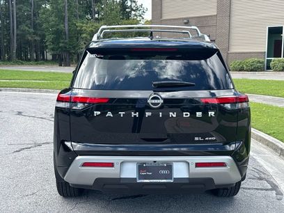 Used 2023 Nissan Pathfinder SL