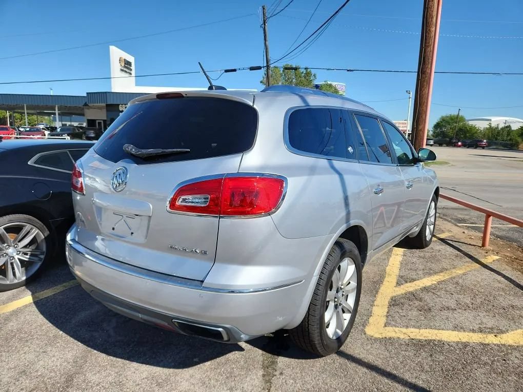 Used 2017 Buick Enclave Premium FWD image 4