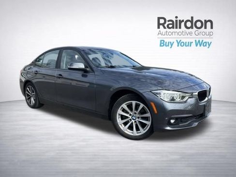 Used 2018 BMW 320i xDrive Sedan AWD/4WD image 1