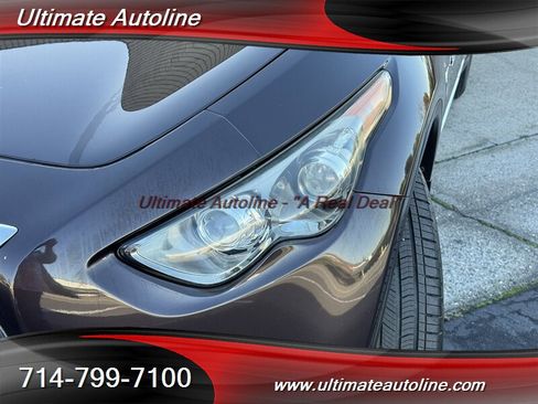 Used 2015 INFINITI QX70 2WD w/ Premium Package image 9